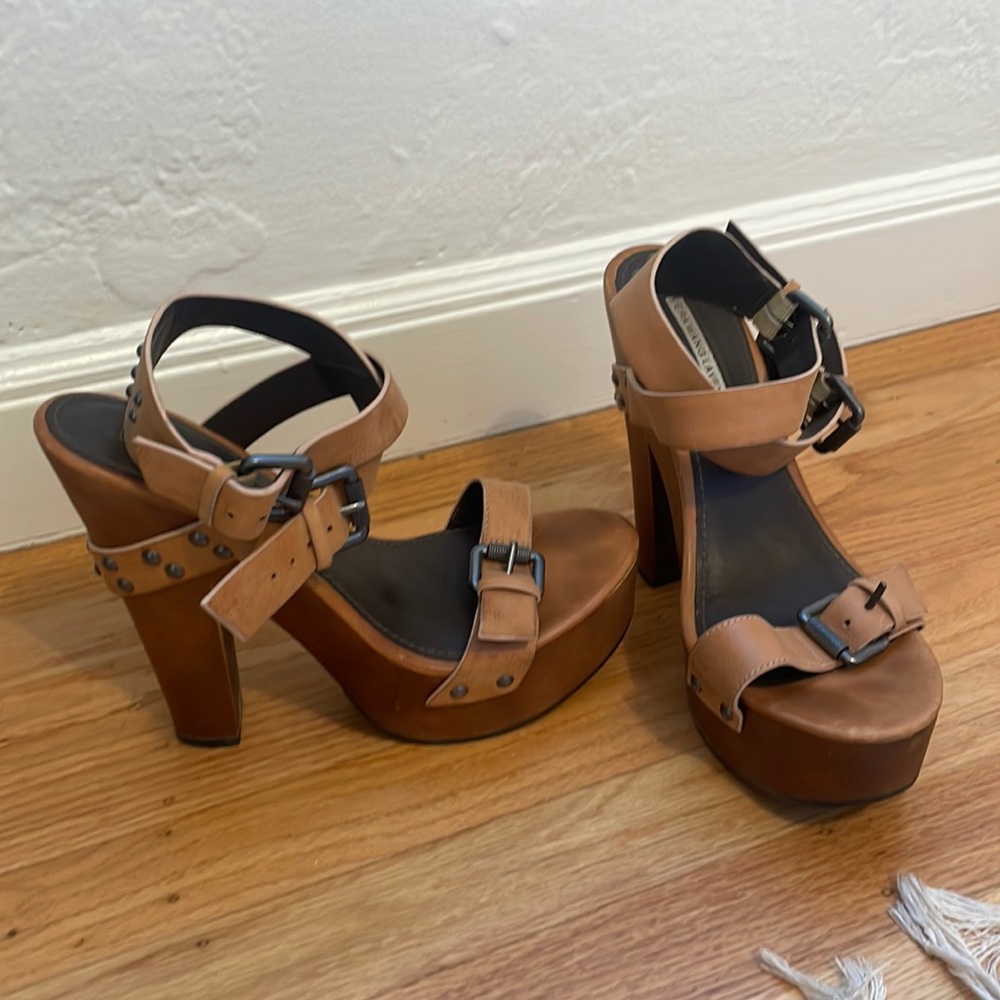 Vera wang platform heels
